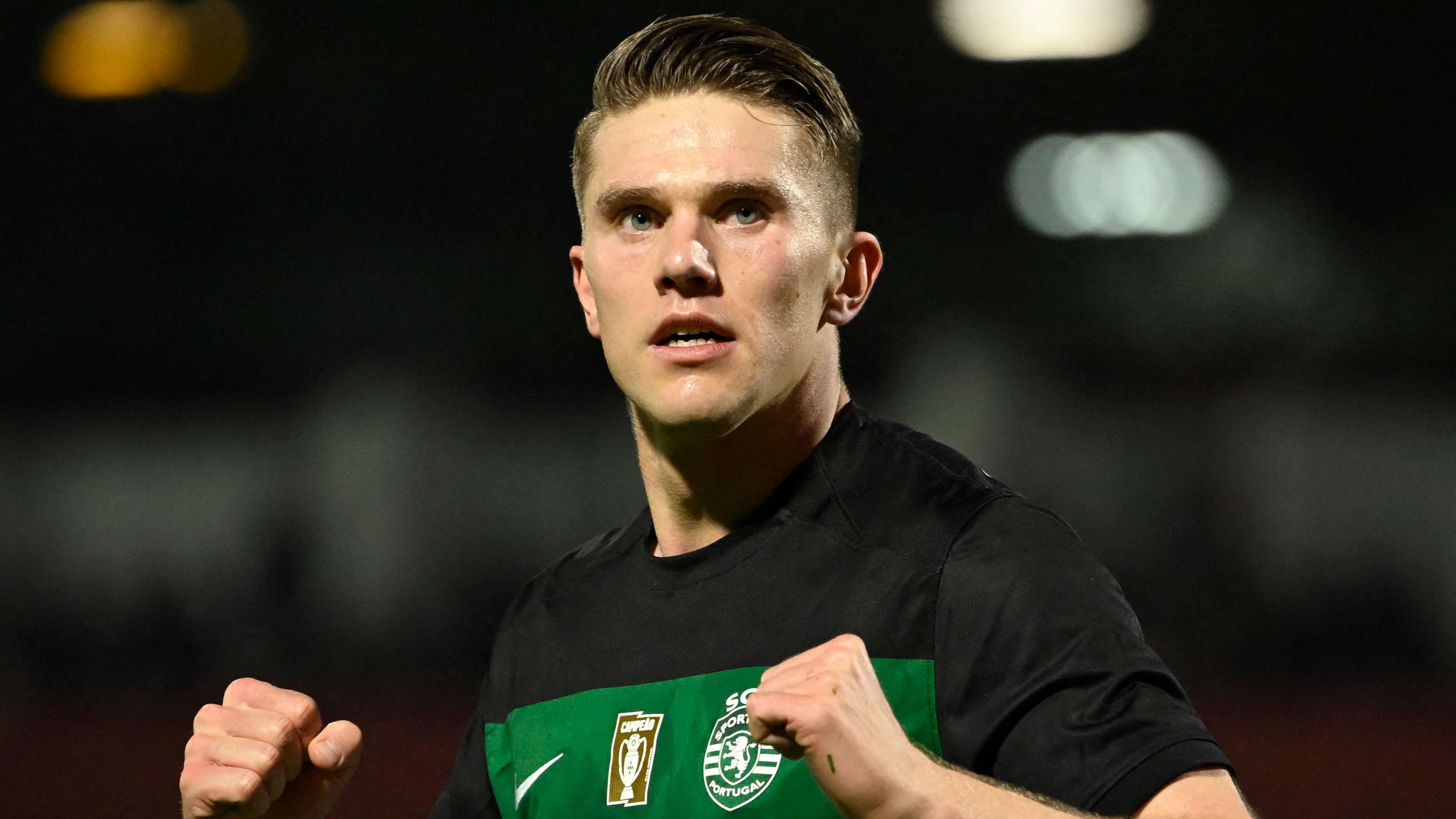 恰逢中国足 恰逢中国足